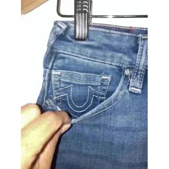 True Religion Maisie Hi-rise Denim Shorts Raw Hem Medium Wash Size 28 - Picture 4 of 12